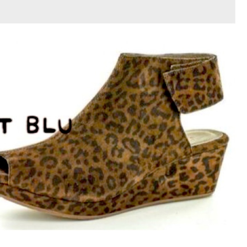 White by Chocolate Blu size 8.5